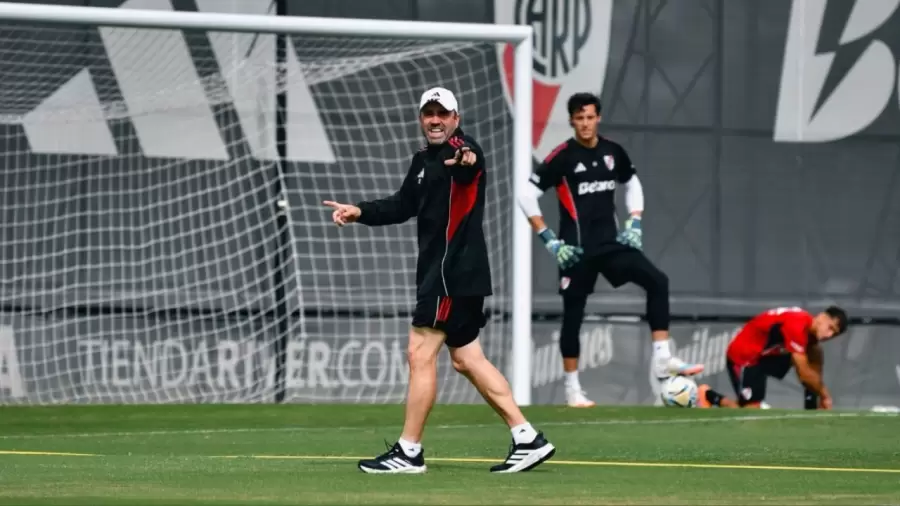 Eduardo "Chacho" Coudet debuta como DT de River Plate.