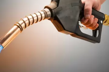 Alerta Nafta: la Súper podría superar los $2.200