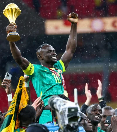 Senegal se coronó campeón, pero ahora la CAF resolvió que debe devolver el trofeo