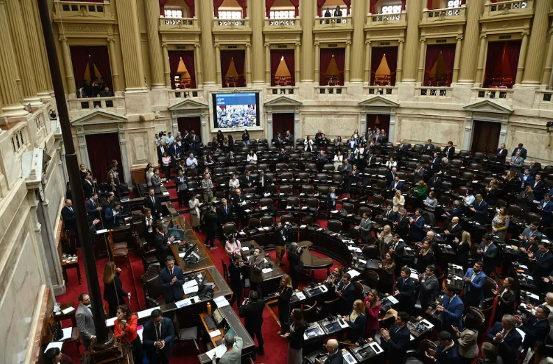 Debate de las modificaciones de la Ley de Glaciares en Diputados